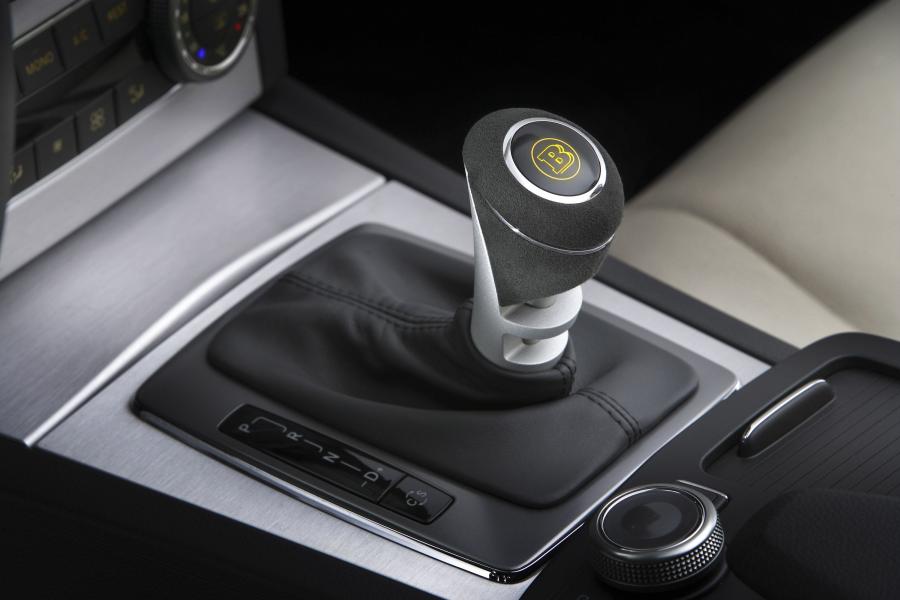  Mercedes-Benz C-Class by Brabus 2007 года  (фото 3 из 13)